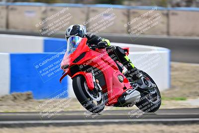 media/Apr-18-2025-TrackDaz (Fri) [[45f5874c44]]/B Group/Session 4 (Turn 6 - Outside)/